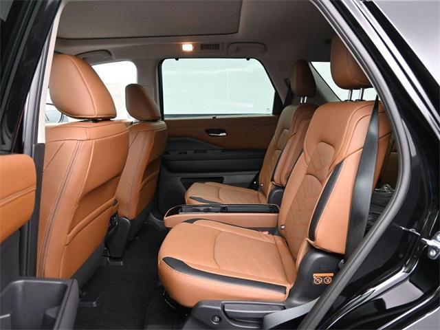 new 2025 Nissan Pathfinder car, priced at $46,410