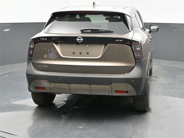 new 2025 Nissan Kicks car, priced at $22,012