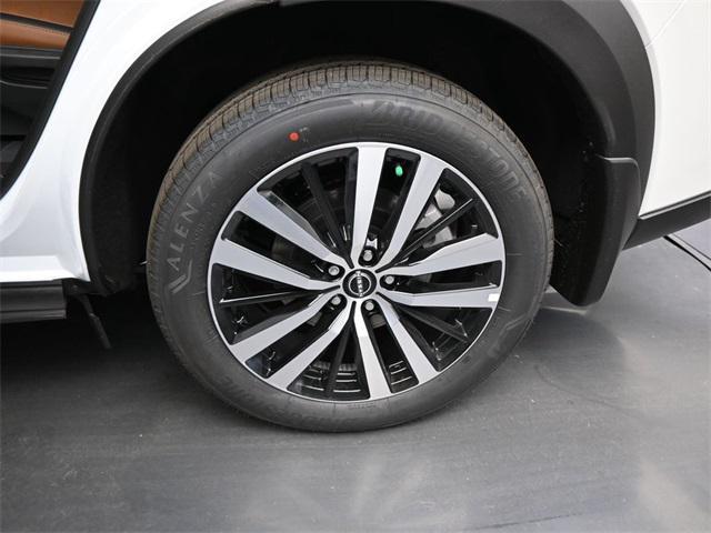 new 2025 Nissan Pathfinder car, priced at $49,856
