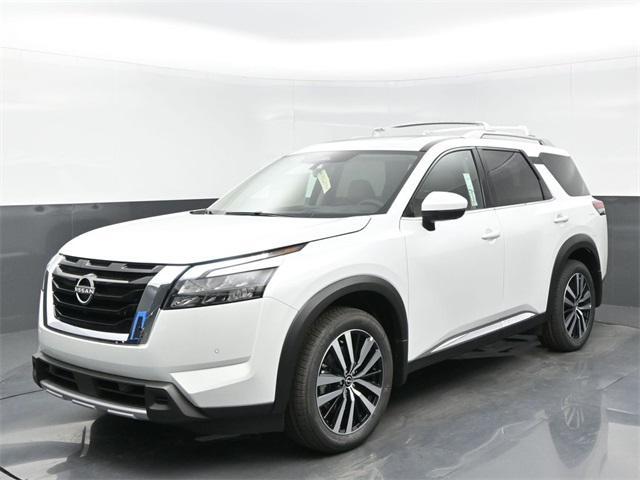 new 2025 Nissan Pathfinder car, priced at $49,856
