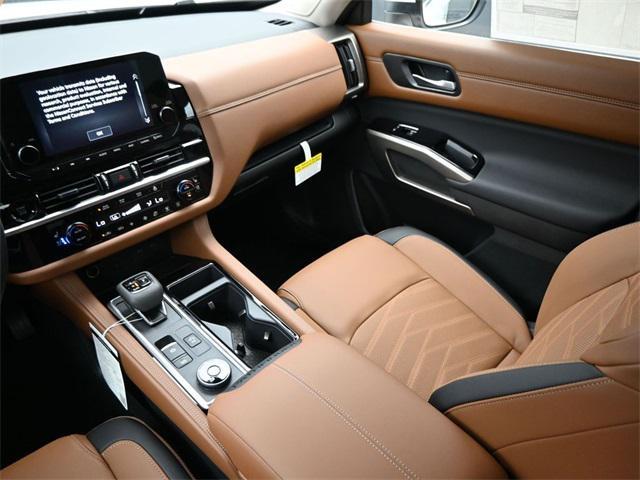 new 2025 Nissan Pathfinder car, priced at $49,856