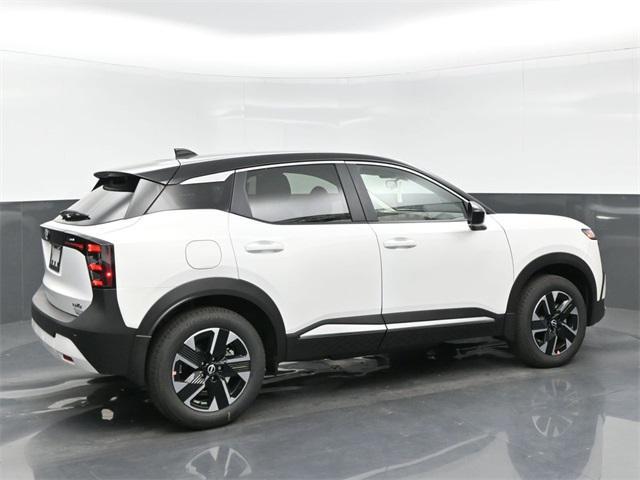 new 2025 Nissan Kicks car, priced at $26,107