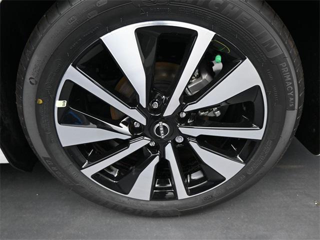 new 2025 Nissan Sentra car, priced at $27,840