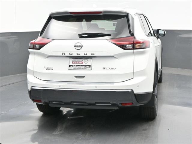 new 2025 Nissan Rogue car, priced at $37,272