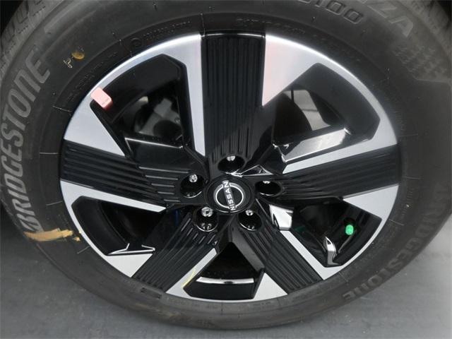 new 2025 Nissan Kicks car, priced at $26,107