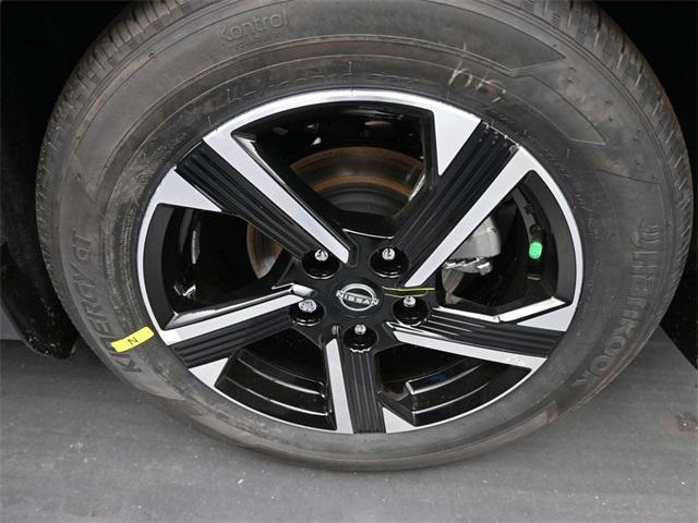 new 2025 Nissan Sentra car, priced at $22,105