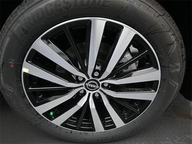 new 2025 Nissan Pathfinder car, priced at $50,654