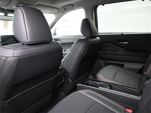 new 2025 Nissan Pathfinder car, priced at $50,654