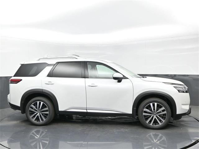 new 2025 Nissan Pathfinder car, priced at $49,320