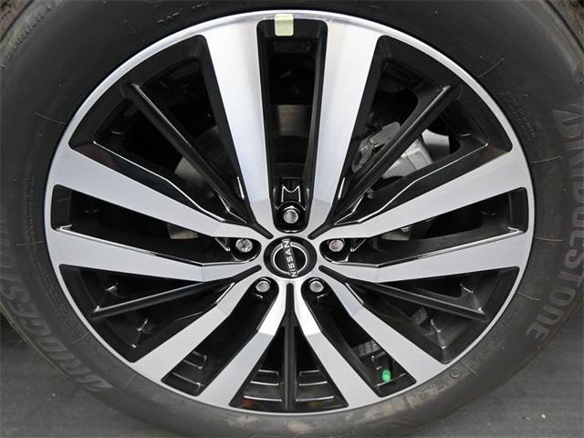 new 2025 Nissan Pathfinder car, priced at $49,320