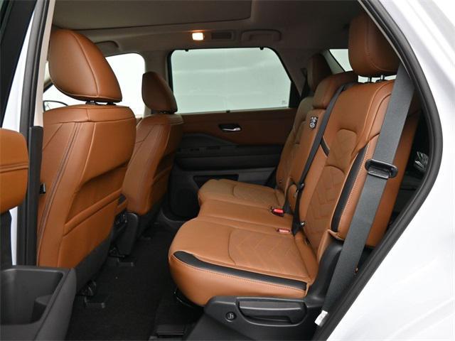 new 2025 Nissan Pathfinder car, priced at $49,320