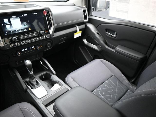 new 2025 Nissan Frontier car, priced at $35,784