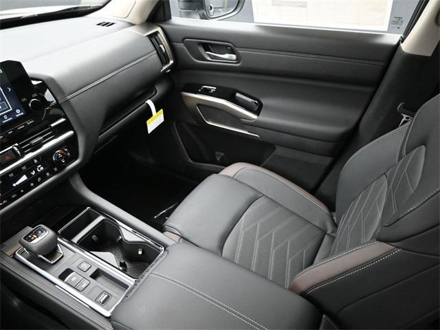 new 2025 Nissan Pathfinder car, priced at $47,088