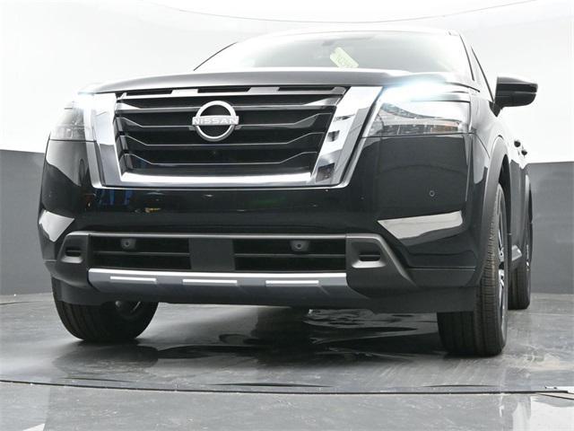 new 2025 Nissan Pathfinder car, priced at $47,088