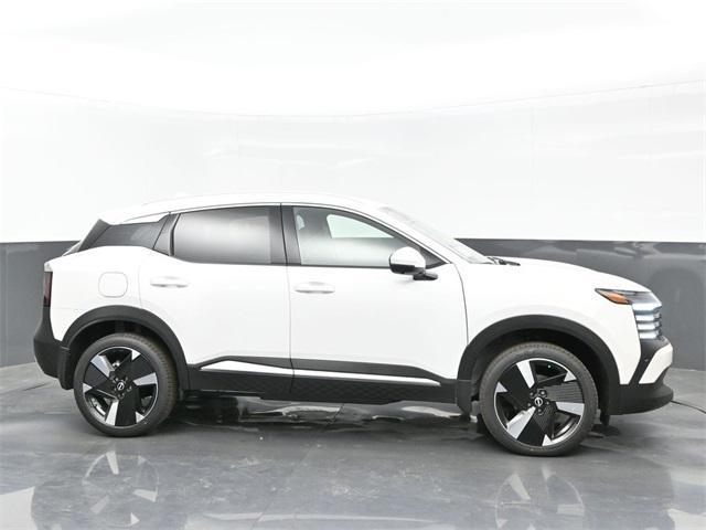 new 2025 Nissan Kicks car, priced at $28,353