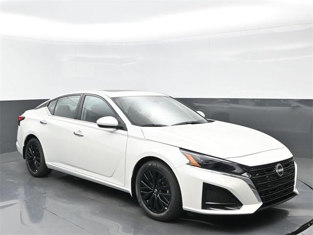 new 2025 Nissan Altima car, priced at $29,808