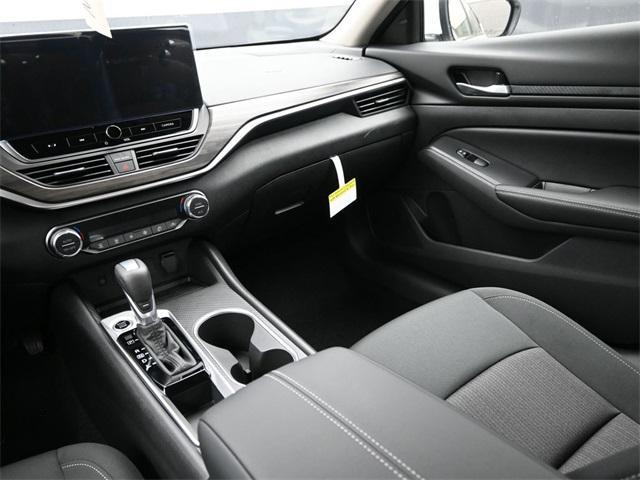 new 2025 Nissan Altima car, priced at $29,808