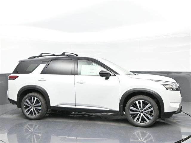 new 2025 Nissan Pathfinder car, priced at $47,982