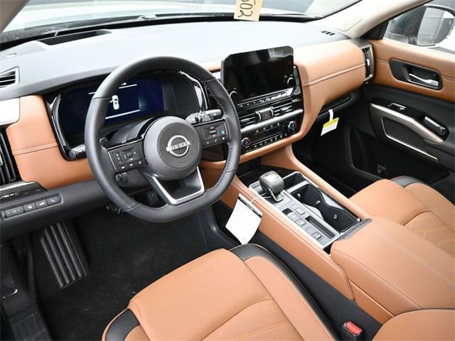 new 2025 Nissan Pathfinder car, priced at $49,794