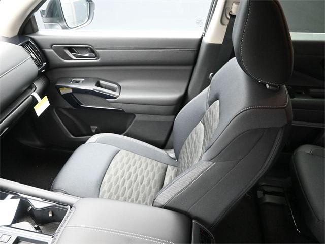 new 2025 Nissan Pathfinder car, priced at $36,789