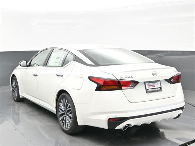 new 2025 Nissan Altima car, priced at $30,976