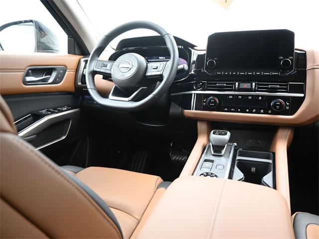 new 2025 Nissan Pathfinder car, priced at $50,654