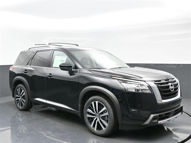 new 2025 Nissan Pathfinder car, priced at $50,654