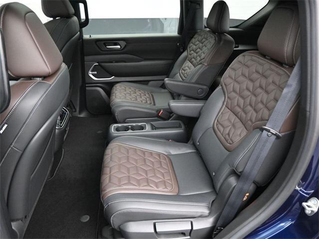 new 2025 Nissan Armada car, priced at $70,576