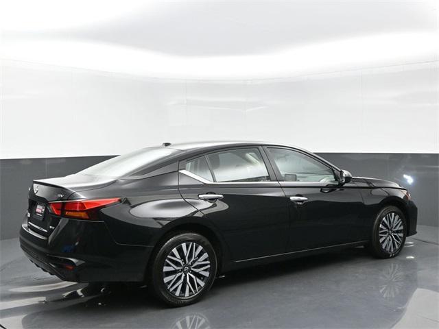 used 2024 Nissan Altima car, priced at $24,995