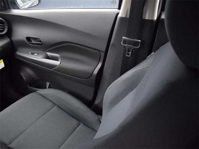 used 2024 Nissan Kicks car