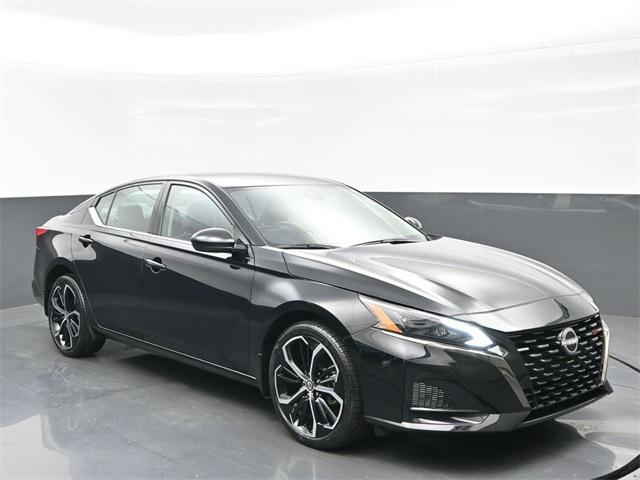 used 2025 Nissan Altima car, priced at $27,700