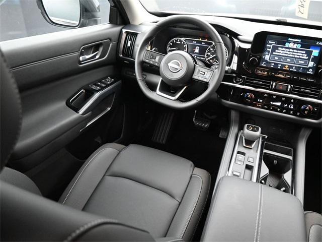 new 2025 Nissan Pathfinder car, priced at $39,953