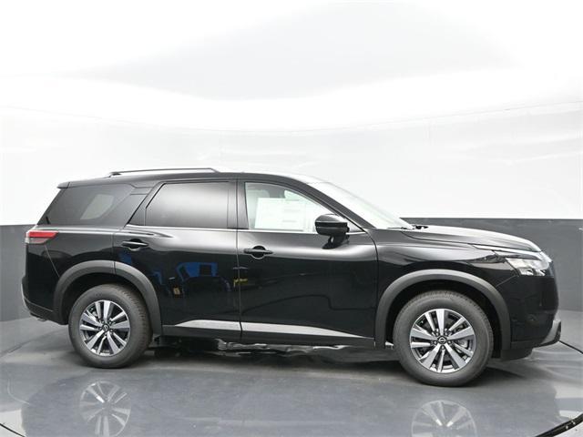 new 2025 Nissan Pathfinder car, priced at $39,953