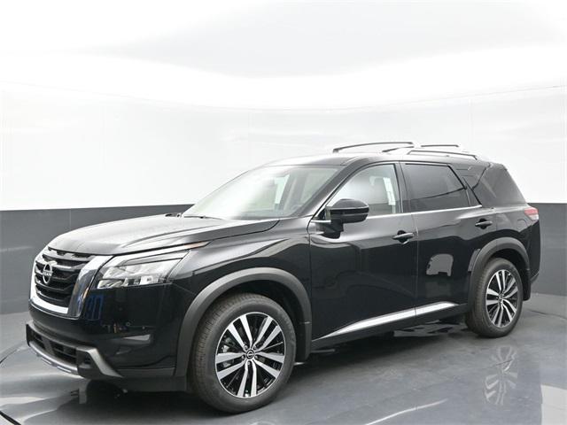 new 2025 Nissan Pathfinder car, priced at $44,021