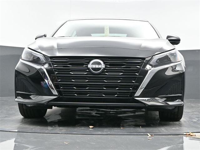 new 2025 Nissan Altima car, priced at $34,770