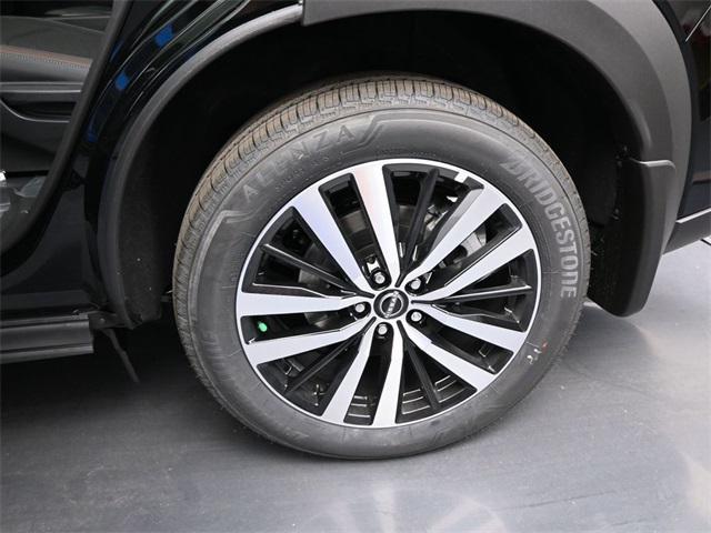 new 2025 Nissan Pathfinder car, priced at $49,454
