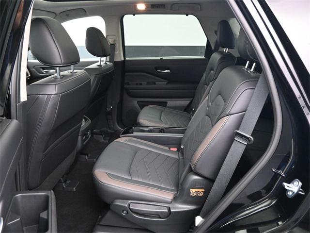 new 2025 Nissan Pathfinder car, priced at $48,554