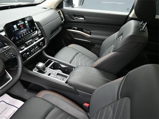 new 2025 Nissan Pathfinder car, priced at $48,554