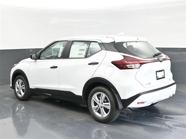 new 2025 Nissan Kicks car, priced at $21,949