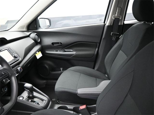 new 2025 Nissan Kicks car, priced at $21,949