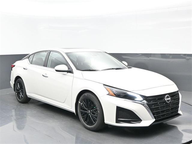 new 2025 Nissan Altima car, priced at $29,211