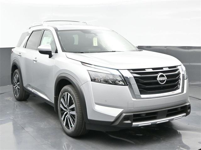 new 2025 Nissan Pathfinder car, priced at $49,825