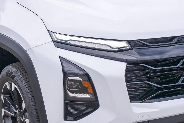 new 2026 Chevrolet Equinox car, priced at $35,655