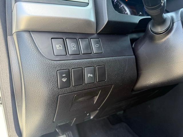 used 2018 Toyota Highlander car, priced at $26,581