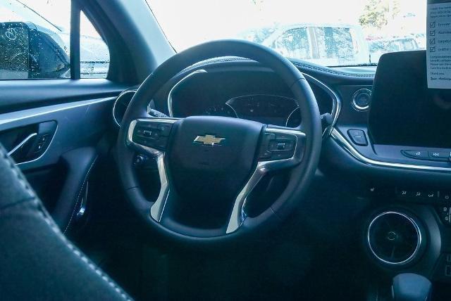 new 2025 Chevrolet Blazer car, priced at $39,309