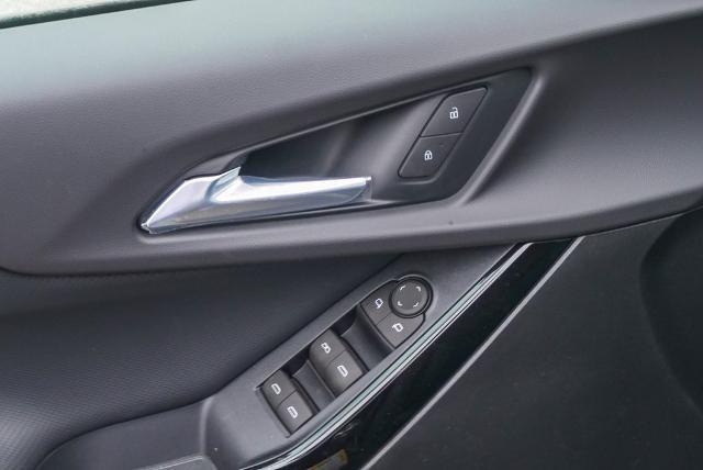 new 2026 Chevrolet Equinox car, priced at $32,645