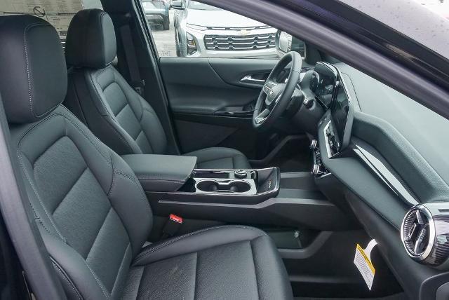 new 2026 Chevrolet Equinox car, priced at $32,645