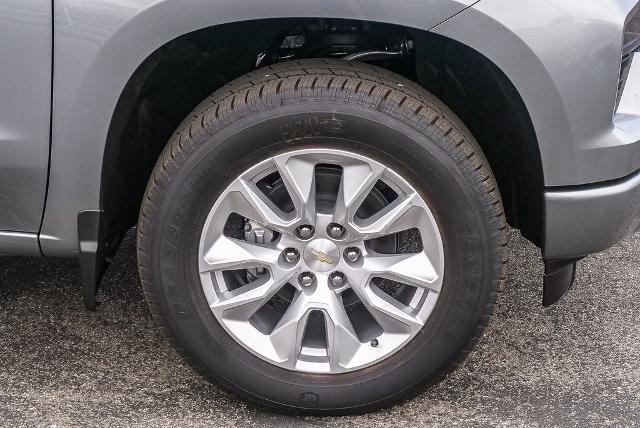 new 2025 Chevrolet Silverado 1500 car, priced at $43,140