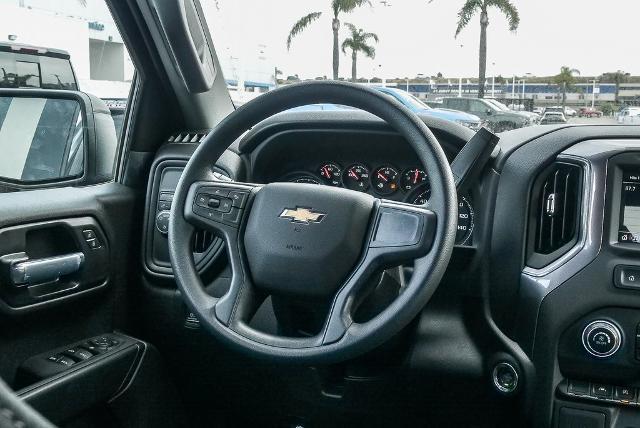 new 2025 Chevrolet Silverado 1500 car, priced at $43,140