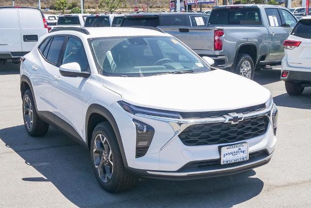 new 2025 Chevrolet Trax car, priced at $26,574